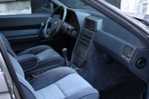 Bild 26/39 von Alfa Romeo 164 2.0 (1990)