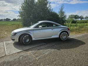 Bild 5/8 von Audi TT 1.8 T (1999)
