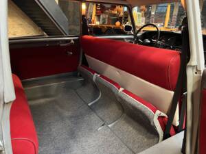 Image 19/30 of Citroën DS 20 Familiale (1970)