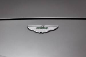 Bild 12/29 von Aston Martin V12 Vanquish (2001)