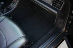 Immagine 65/134 di Porsche 911 Carrera (1995)