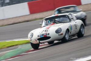 Image 1/50 de Jaguar E-Type &quot;Semi-Lightweight&quot; (1963)