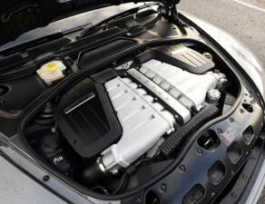 Image 41/50 of Bentley Continental GTC (2011)