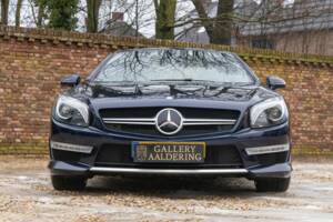 Immagine 4/50 di Mercedes-Benz SL 63 AMG (2012)