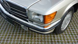 Imagen 8/37 de Mercedes-Benz 560 SL (1987)
