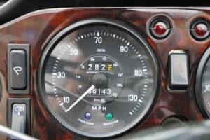 Image 31/50 of Triumph TR 6 (1971)