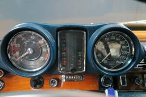 Bild 13/30 von Mercedes-Benz 280 SE 3,5 (1971)