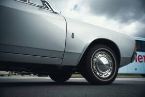 Image 5/15 of Ford 17m 2000S (1969)