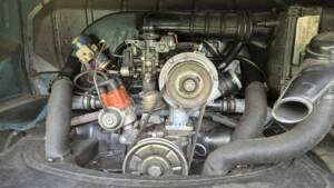 Bild 48/50 von Volkswagen T2b Kastenwagen (1976)
