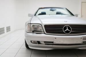 Bild 39/84 von Mercedes-Benz SL 320 (1996)