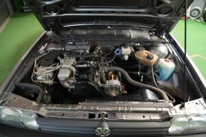Bild 22/42 von Volkswagen Passat Variant 1.8 (1986)