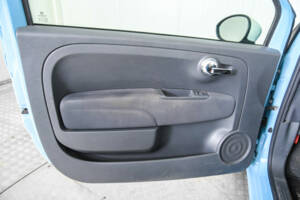 Image 19/50 of FIAT 500 C (2013)