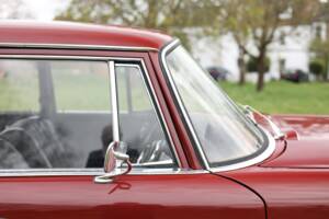 Image 49/50 of Mercedes-Benz 220 (1967)