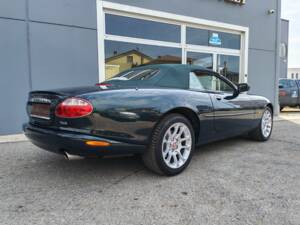Imagen 7/21 de Jaguar XKR (2001)
