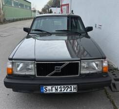 Image 11/54 of Volvo 245 GL (1990)