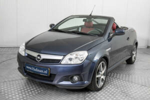 Image 17/50 de Opel Tigra TwinTop 1.4 Twinport (2006)