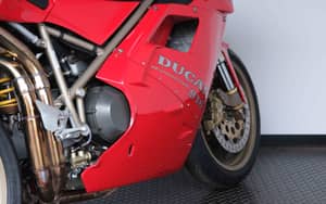 Bild 88/93 von Ducati 916 Strada (1994)