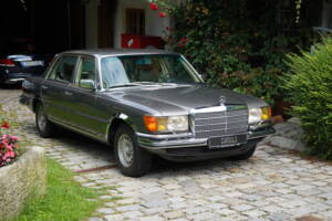 Imagen 28/37 de Mercedes-Benz 450 SEL 6,9 (1976)