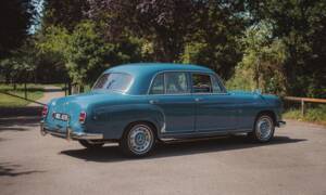 Image 2/50 of Mercedes-Benz 220 a (1956)