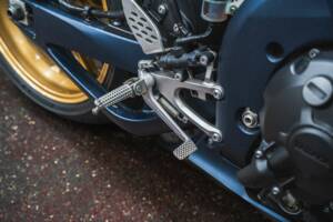 Image 20/46 de Yamaha YZF-R1 (2006)