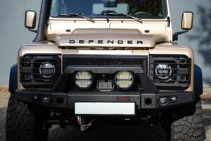 Bild 27/58 von Land Rover Defender 110 (2013)