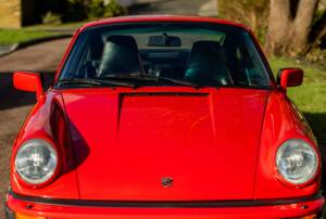 Bild 28/50 von Porsche 911 Carrera 3.2 (1989)