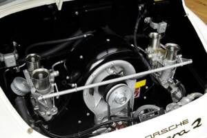 Image 36/39 de Porsche 356 B Carrera 2/2000 GS (1963)