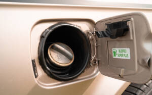 Image 28/80 of BMW 320i (1983)