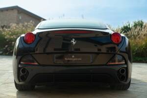 Afbeelding 8/50 van Ferrari California (2010)