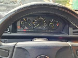 Bild 15/21 von Mercedes-Benz 300 E (1986)