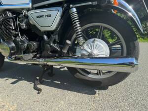 Image 6/20 of Yamaha XS 750 (1979)