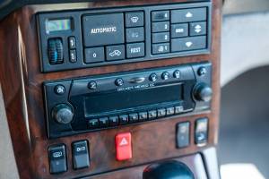 Bild 32/42 von Mercedes-Benz 500 SL (1990)