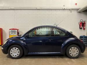 Immagine 1/17 di Volkswagen New Beetle 1.4 (2002)