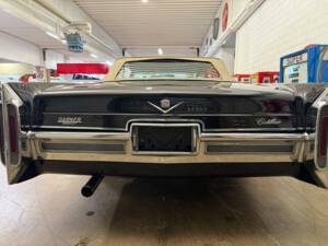 Afbeelding 13/20 van Cadillac DeVille Convertible (1966)