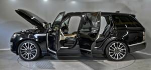 Bild 18/50 von Land Rover Range Rover Autobiography SDV8 (2018)