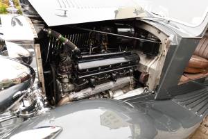 Image 38/50 of Rolls-Royce Phantom III (1937)