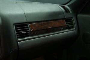 Immagine 25/50 di BMW 328i (1997)