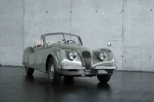 Bild 11/50 von Jaguar XK 120 DHC (1953)