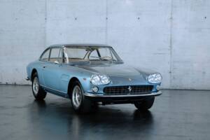 Image 10/50 of Ferrari 330 GT 2+2 (1964)