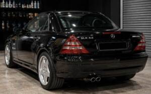 Image 4/4 de Mercedes-Benz SLK 32 AMG (1999)
