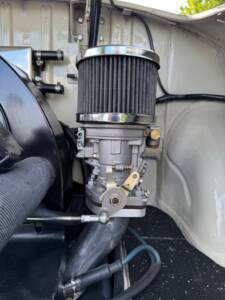 Image 24/30 of Volkswagen Karmann Ghia 1600 (1973)
