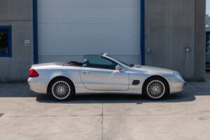 Image 19/86 de Mercedes-Benz SL 500 (2002)