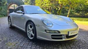 Image 24/37 de Porsche 911 Carrera (2004)