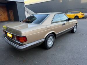 Image 6/22 de Mercedes-Benz 500 SEC (1984)