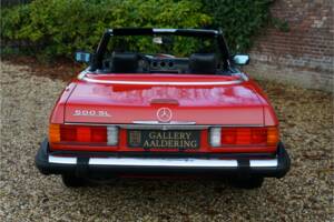 Bild 23/50 von Mercedes-Benz 500 SL (1983)