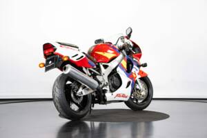 Immagine 4/50 di Honda CBR 900RR Fireblade (1996)