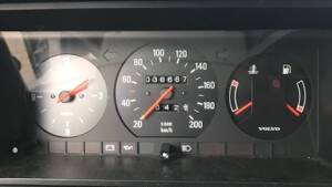 Bild 24/34 von Volvo 245 GL D (1986)