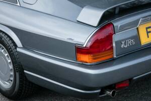 Image 33/36 of Jaguar XJR-S V12 Le Mans (1988)