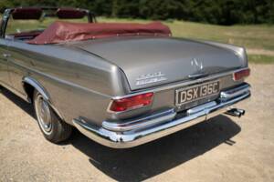 Afbeelding 15/36 van Mercedes-Benz 300 SE (1965)