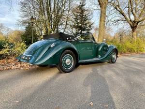 Image 13/50 of Lagonda V12 DHC (1939)